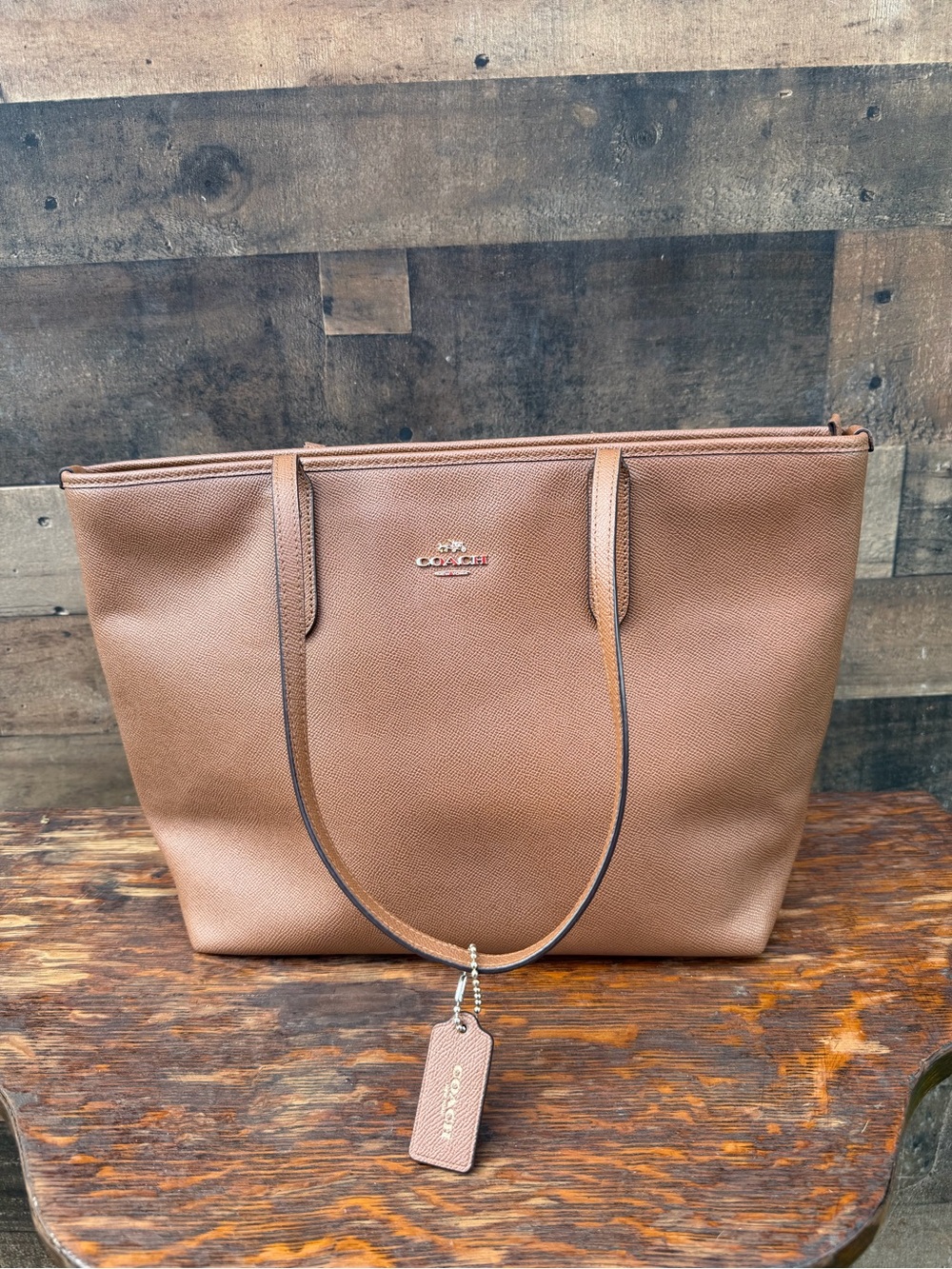 COACH Tan Leather Tote Bag with Coach Tag